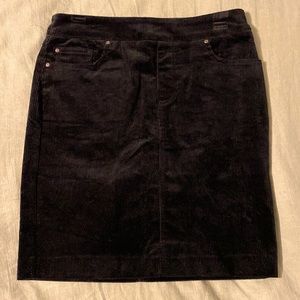 Black casual skirt with pockets, Small
